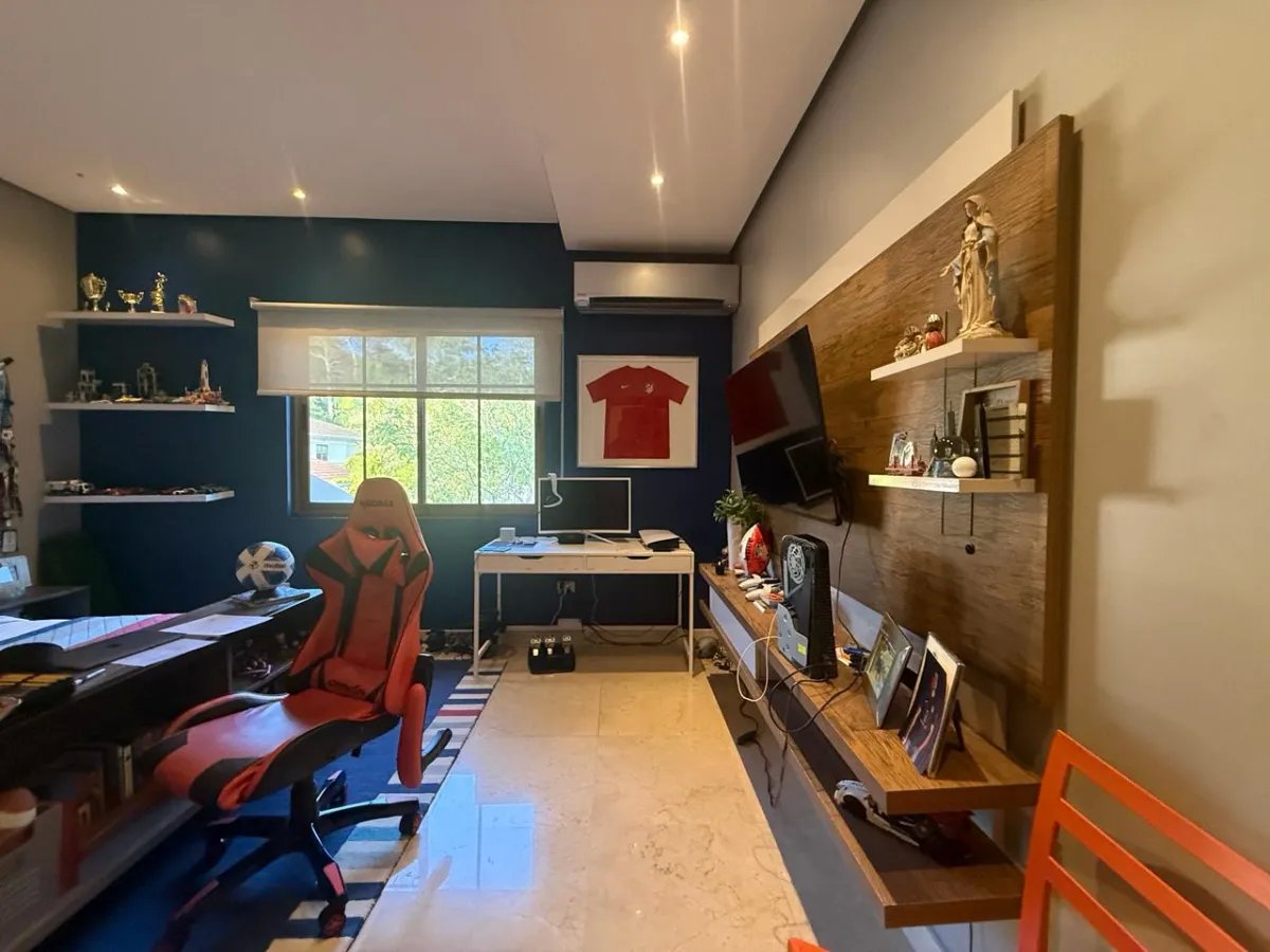 House for sale in PH Los Senderos