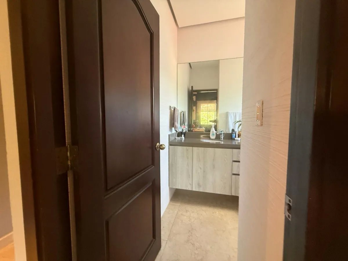 House for sale in PH Los Senderos