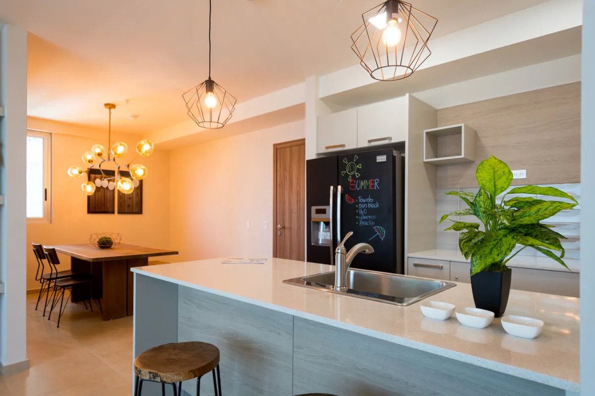 Apartment For Sale in PH Royal Palm