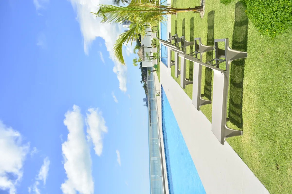 Apartment For Sale in PH Royal Palm