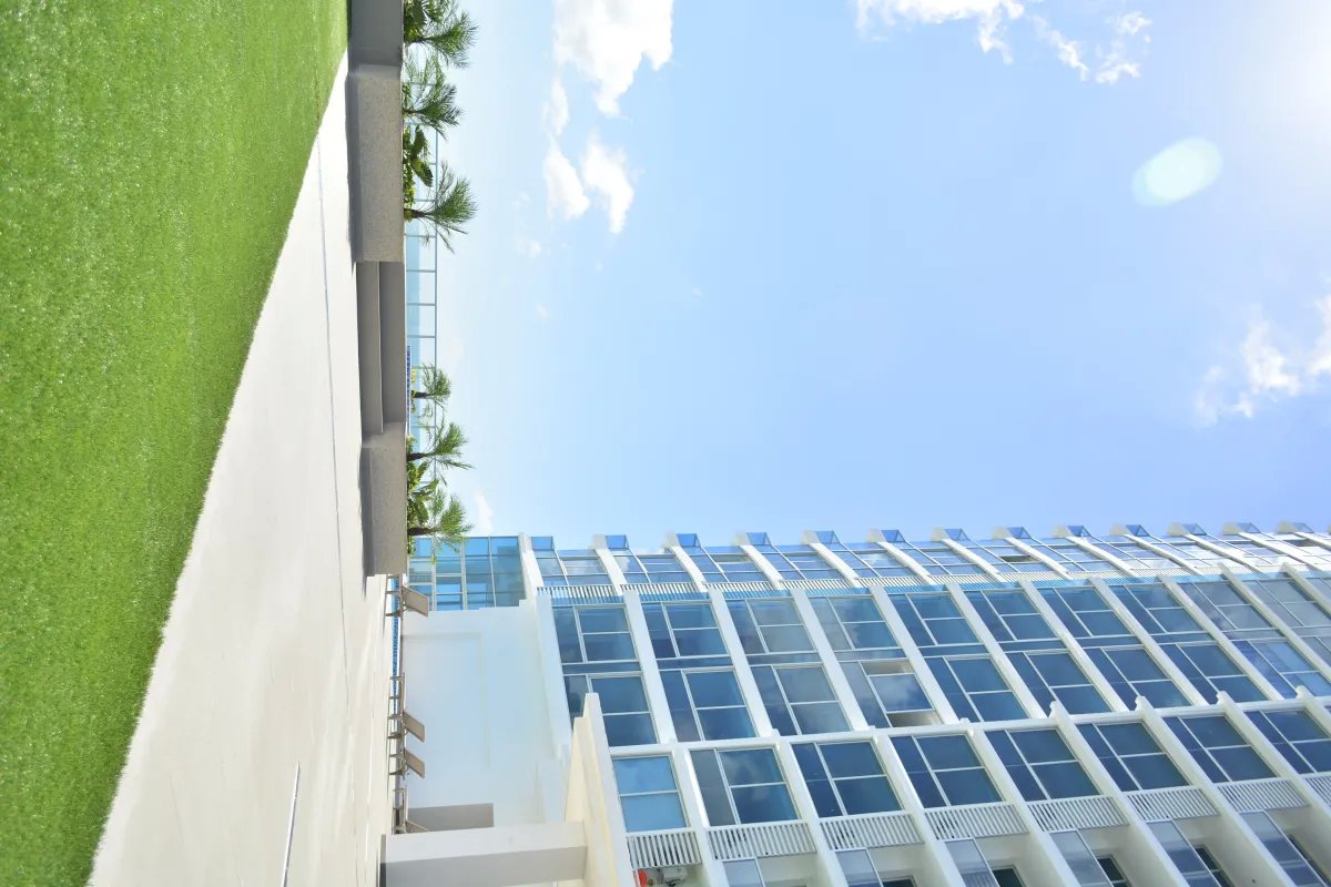 Apartment For Sale in PH Royal Palm