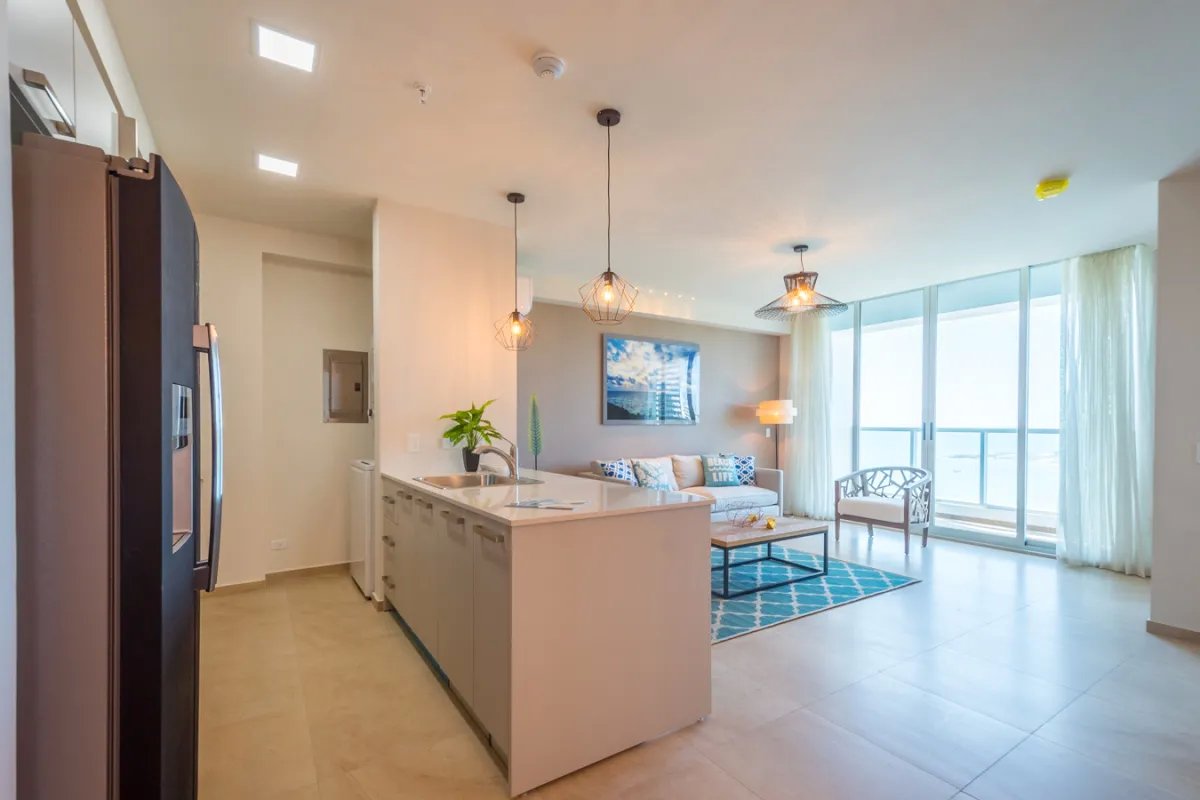 Apartment For Sale in PH Royal Palm