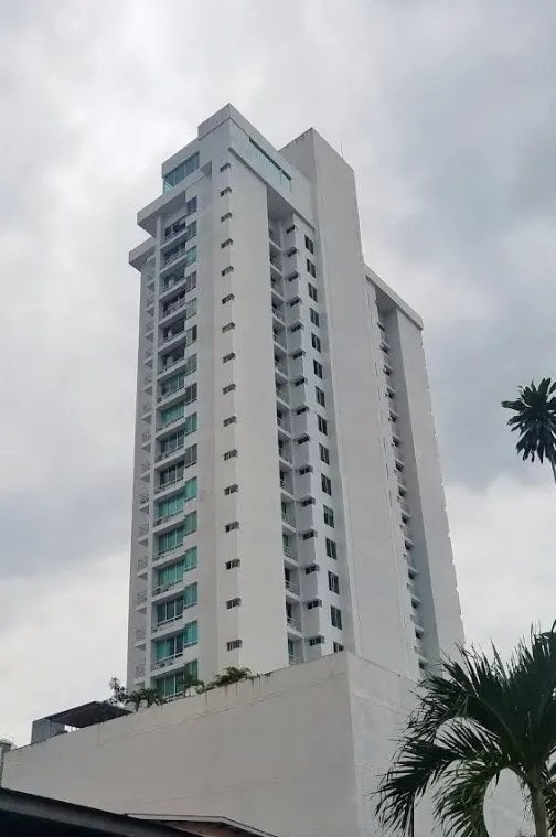 se vende apartamento en Vía Argentina