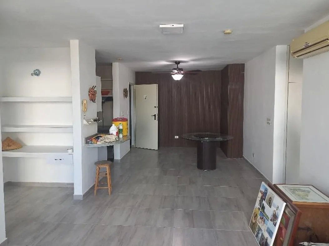 se vende apartamento en Vía Argentina