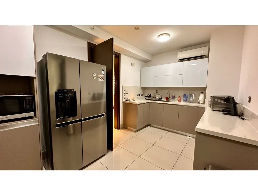 Se vende apartamento en Costa del Este, Panamá