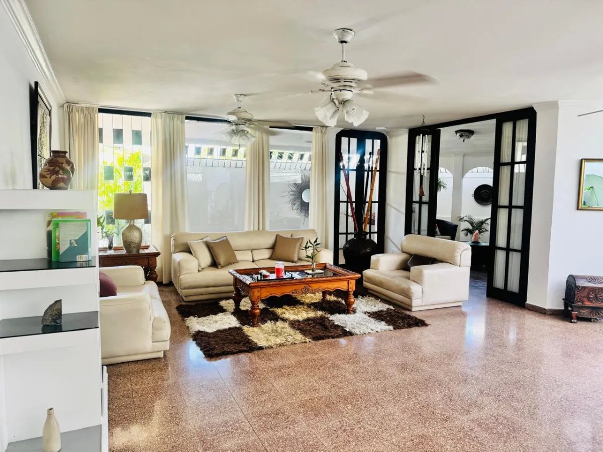 Alquiler de Apartamento en Avenida Balboa