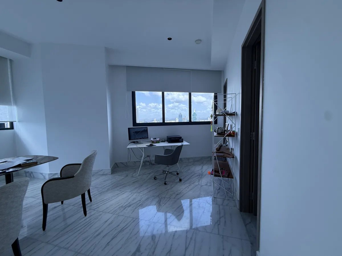 Apartmento for sale in PH Ocean Front