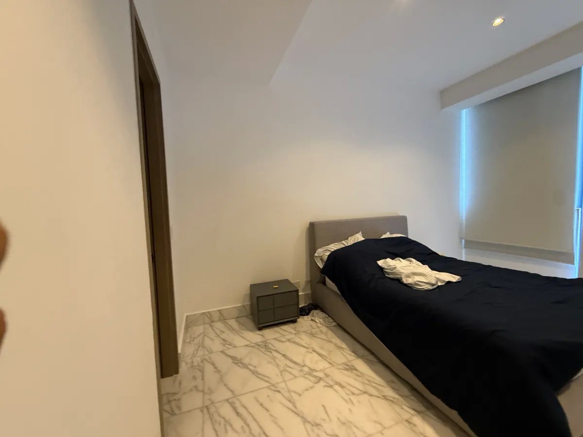 Apartment For Sale in PH Ocean Front