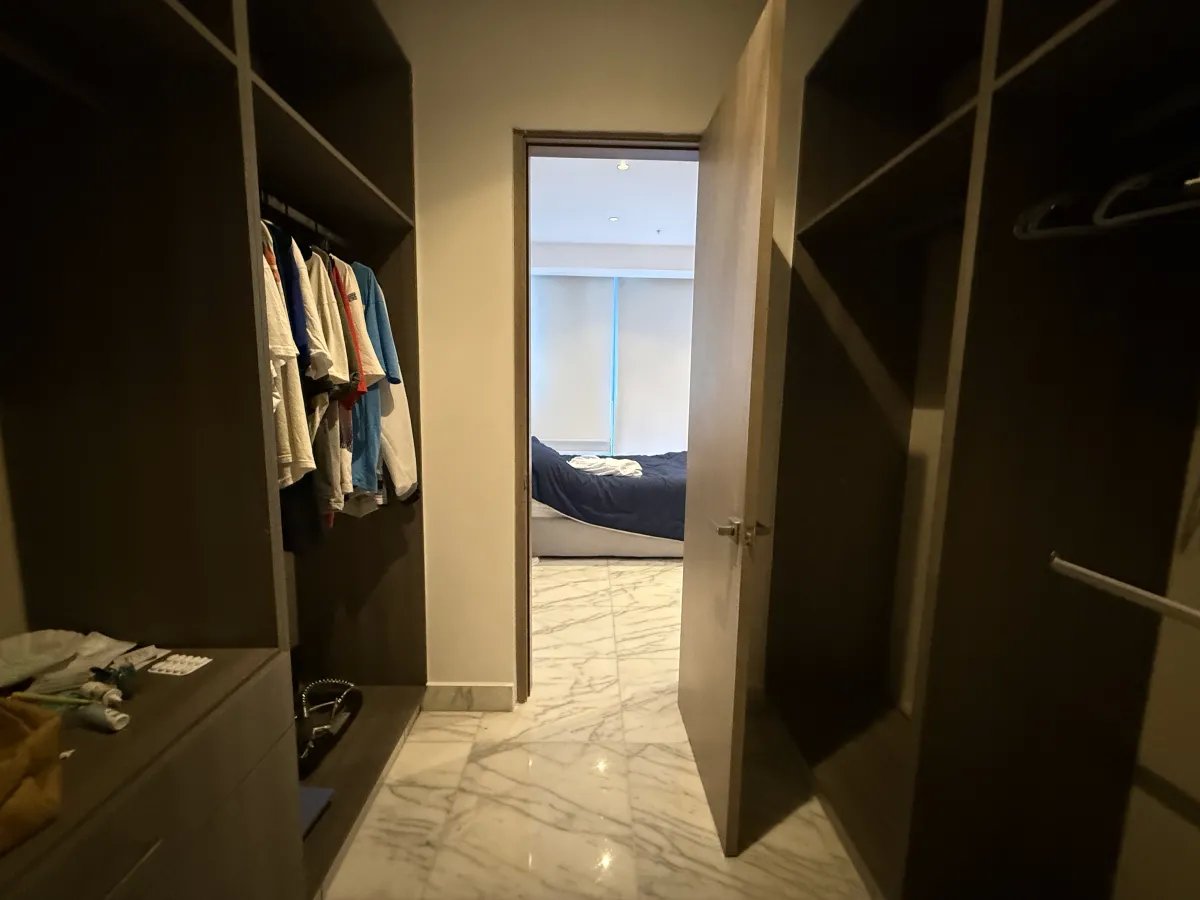 Apartment For Sale in PH Ocean Front