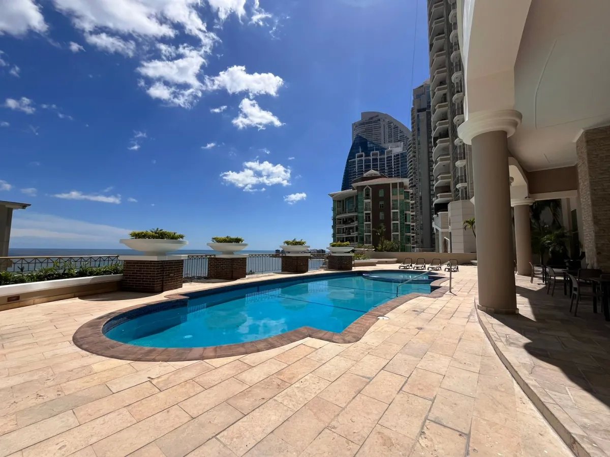 se vende apartamento en punta pacifica