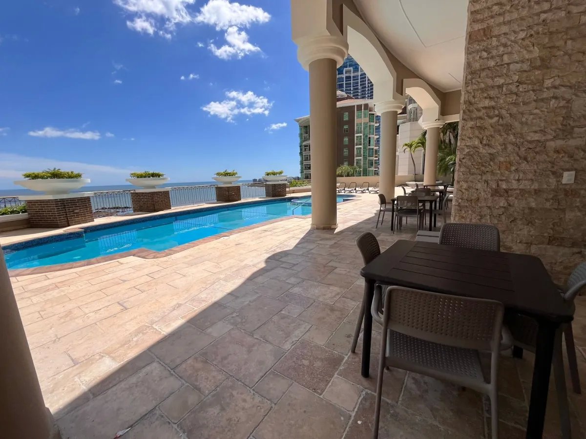 se vende apartamento en punta pacifica