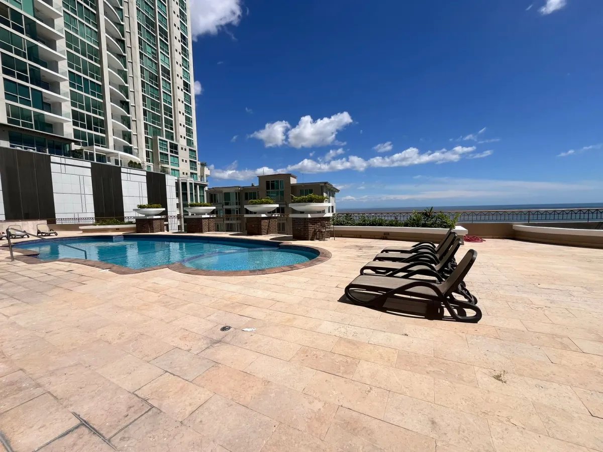se vende apartamento en punta pacifica