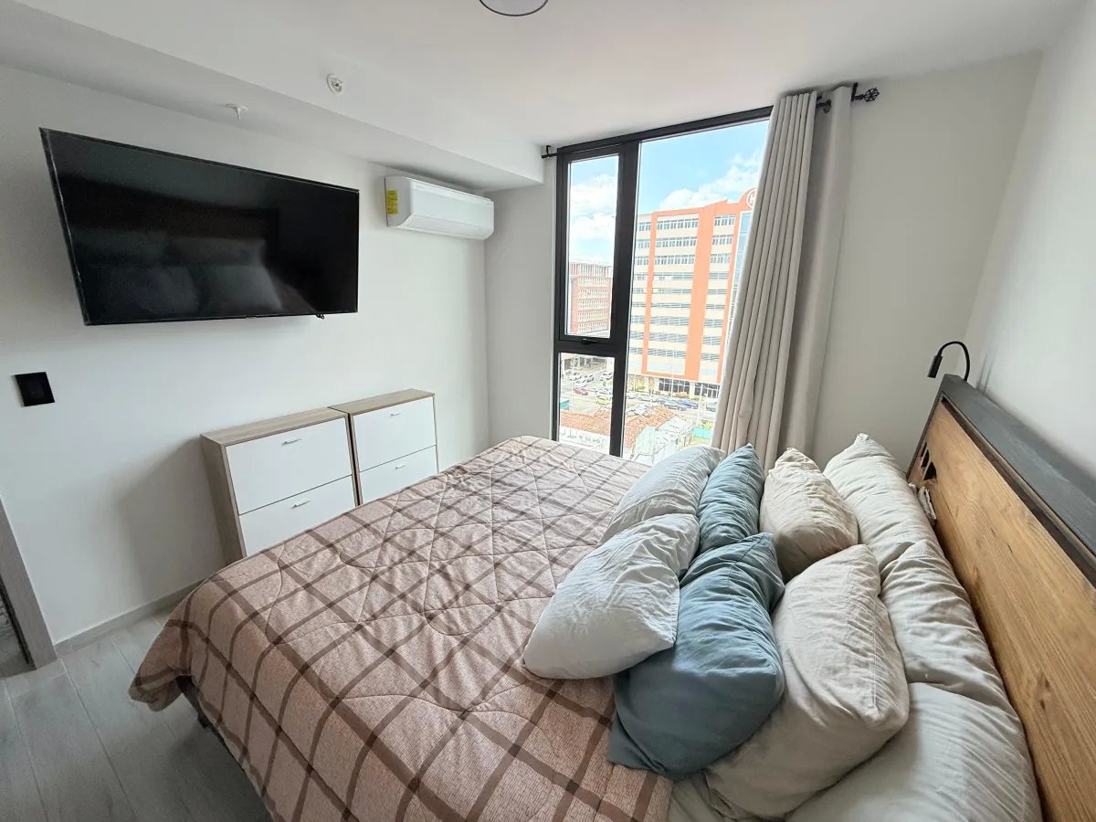ALQUILER DE APARTAMENTO EN BELLA VISTA