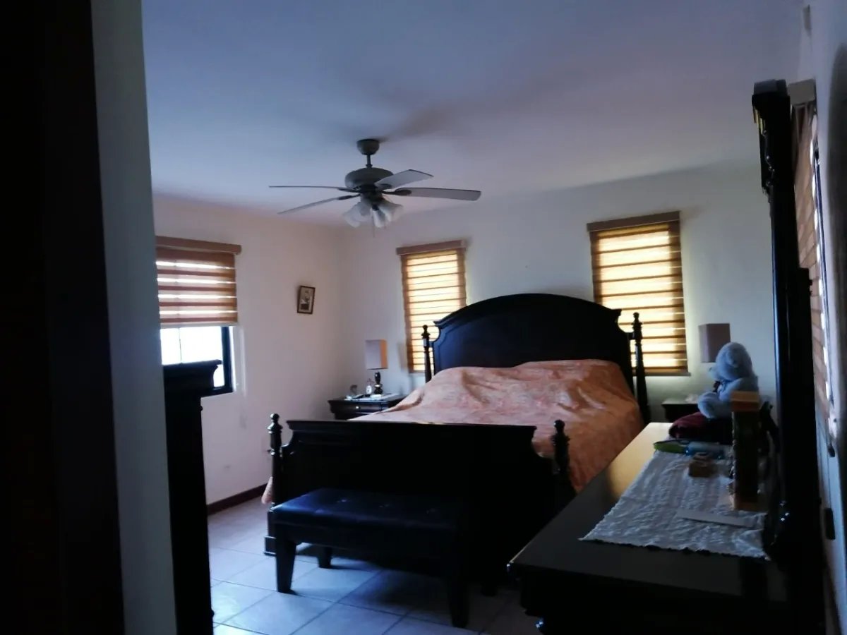 Single Family Detached For Sale in Villa Lucre