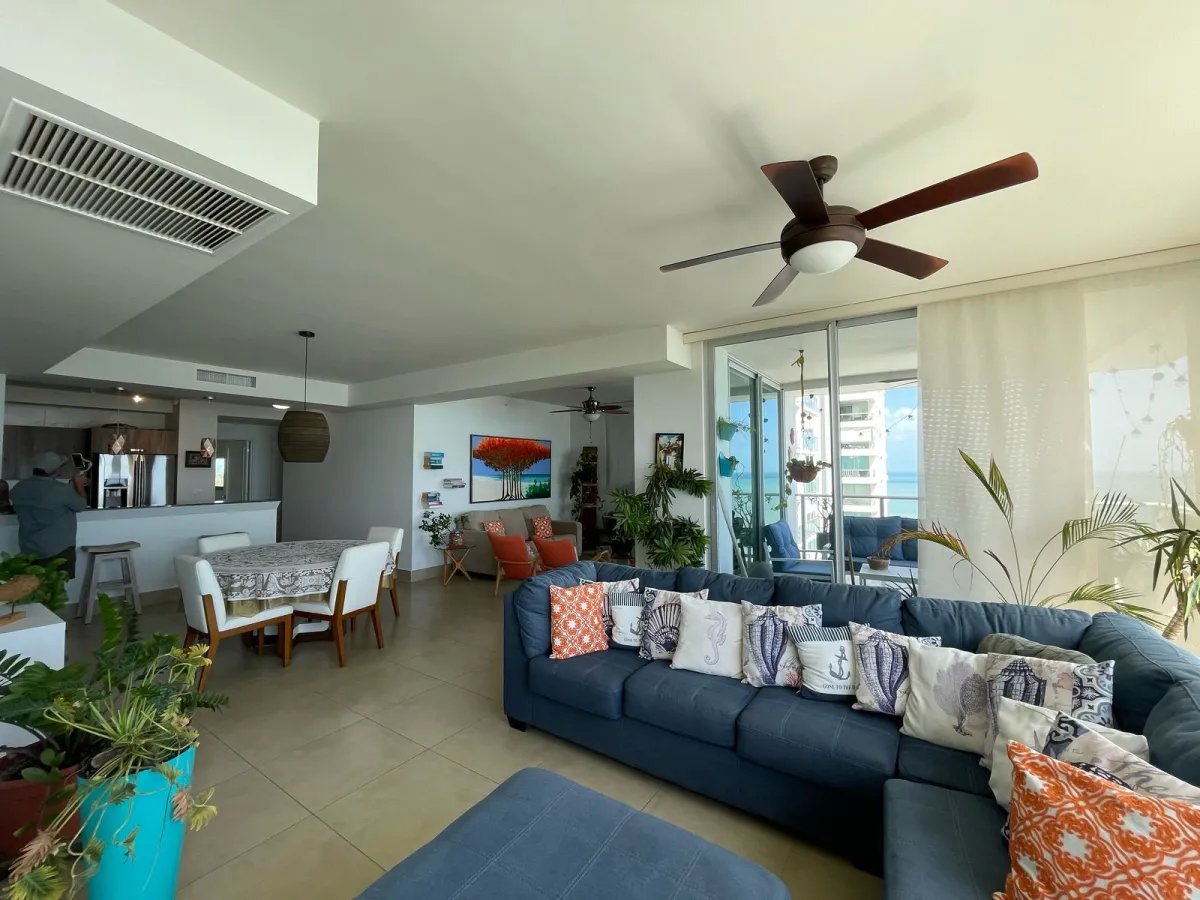 Se vende casa comercial en Llano Bonito, Juan Diaz