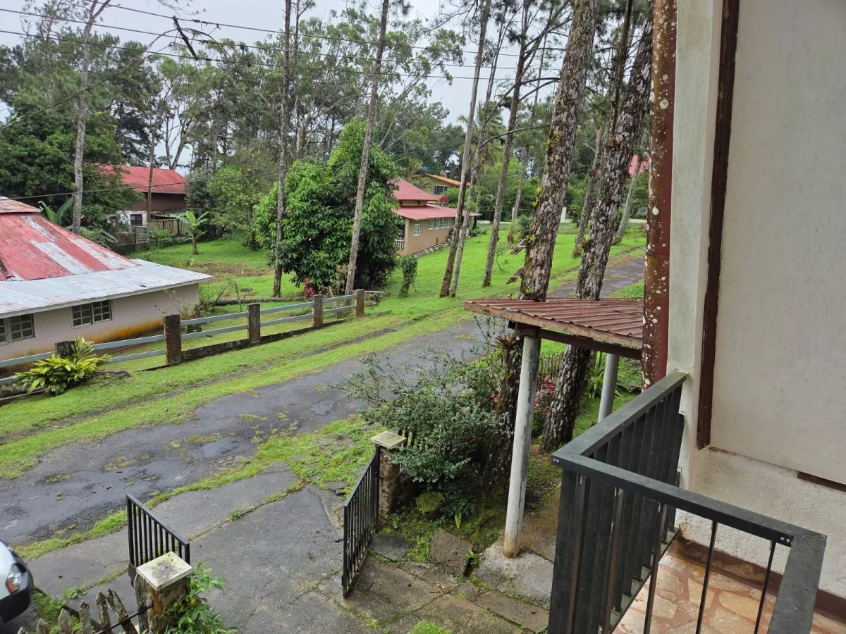 ALTOS DE CERRO AZUL CASA EN ALQUILER