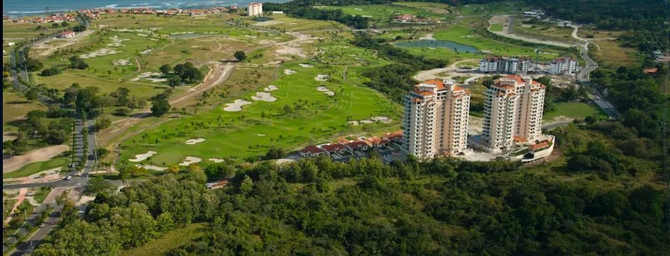 Spacious 3 Bedroom Apartment with Large Balcony, Sea View San Carlos