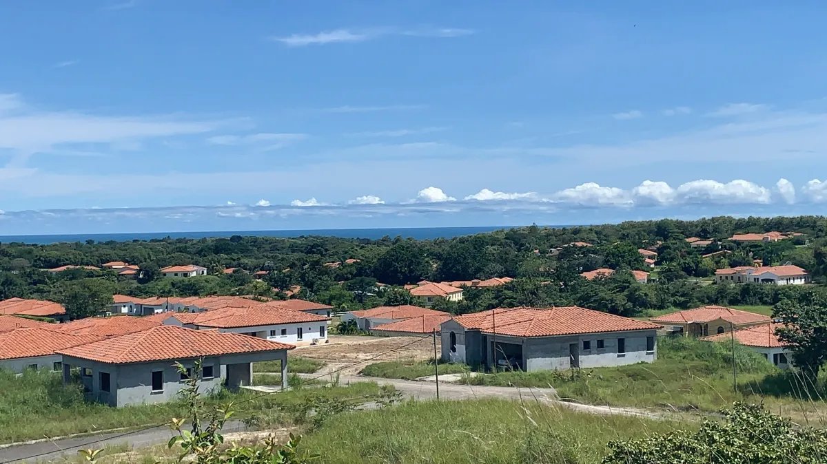 Country and Beach House for Sale in Hacienda Pacífica, San Carlos 189....