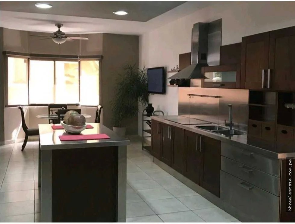 Venta de casa en el PH Clayton Village, Clayton