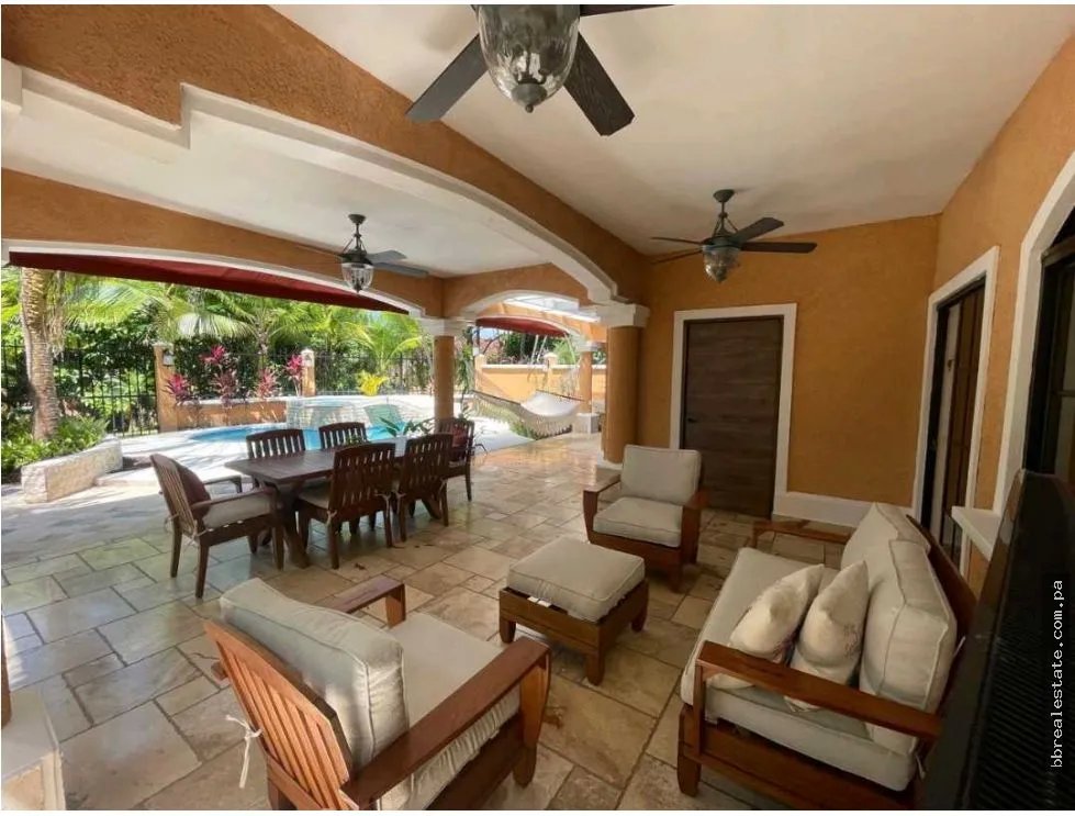 Venta de casa en el PH Clayton Village, Clayton