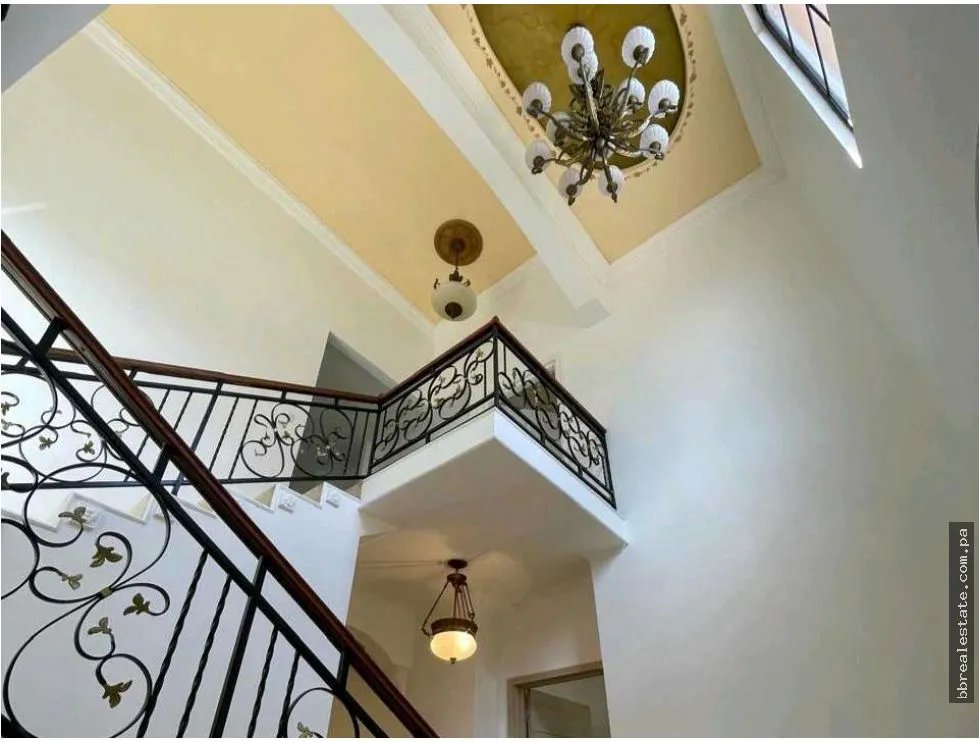 Venta de casa en el PH Clayton Village, Clayton