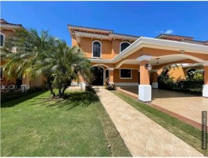 Venta de casa en el PH Clayton Village, ...