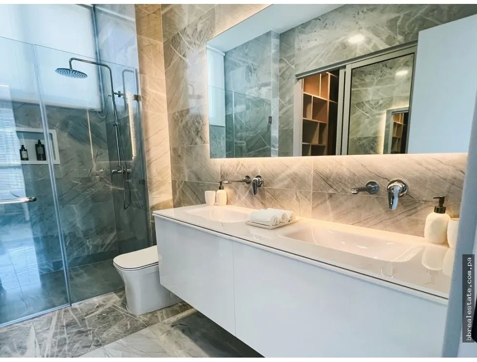 Apartment for sale in Santa Maria
