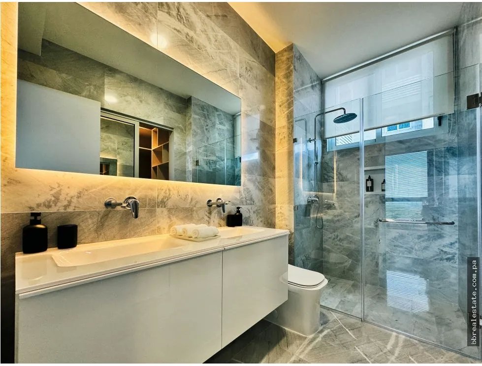 Apartment for sale in Santa Maria
