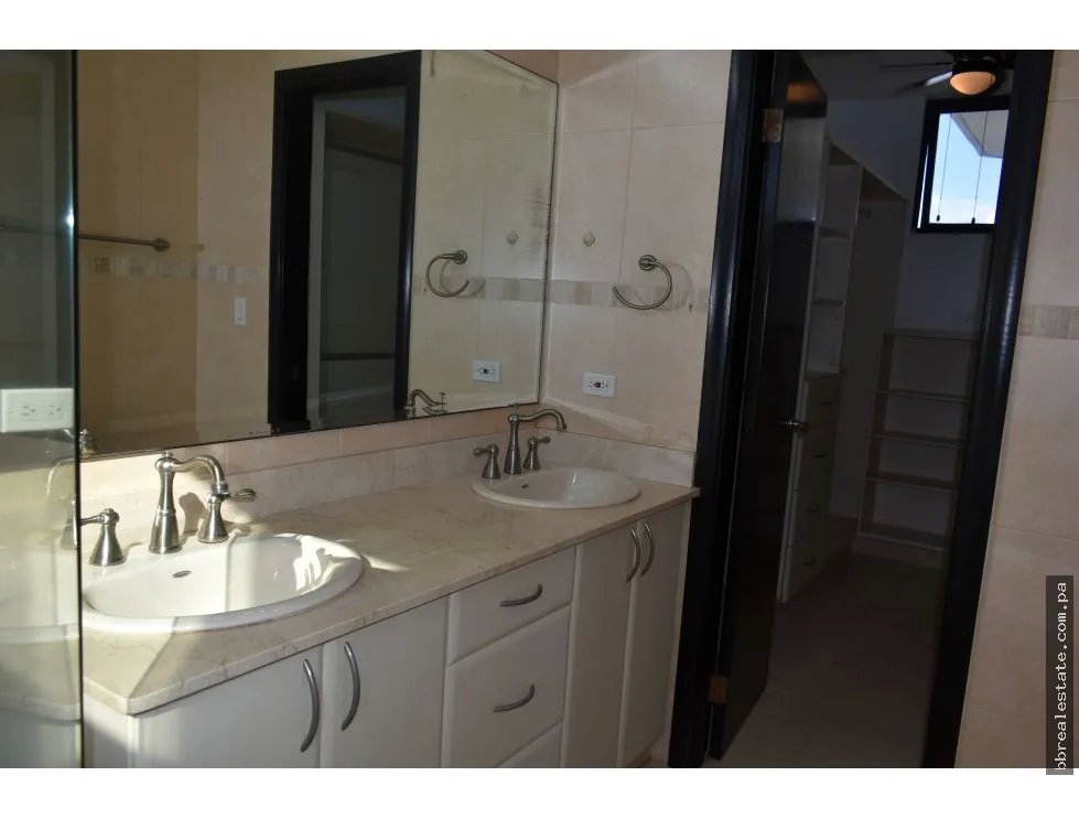 Apartment for rent in Costa del Este