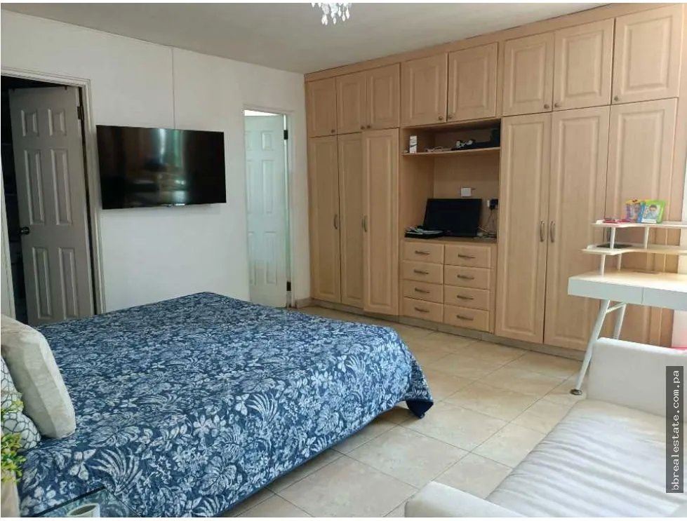 Apartment for sale in Punta Pacifica