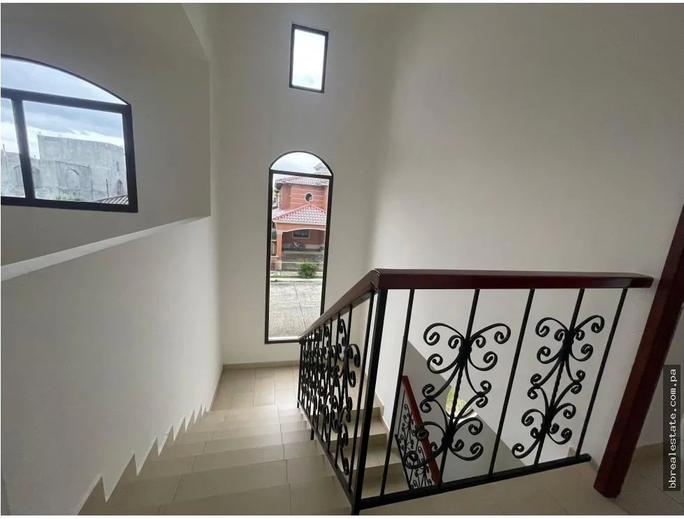 Single Family House for sale in Costa Sur