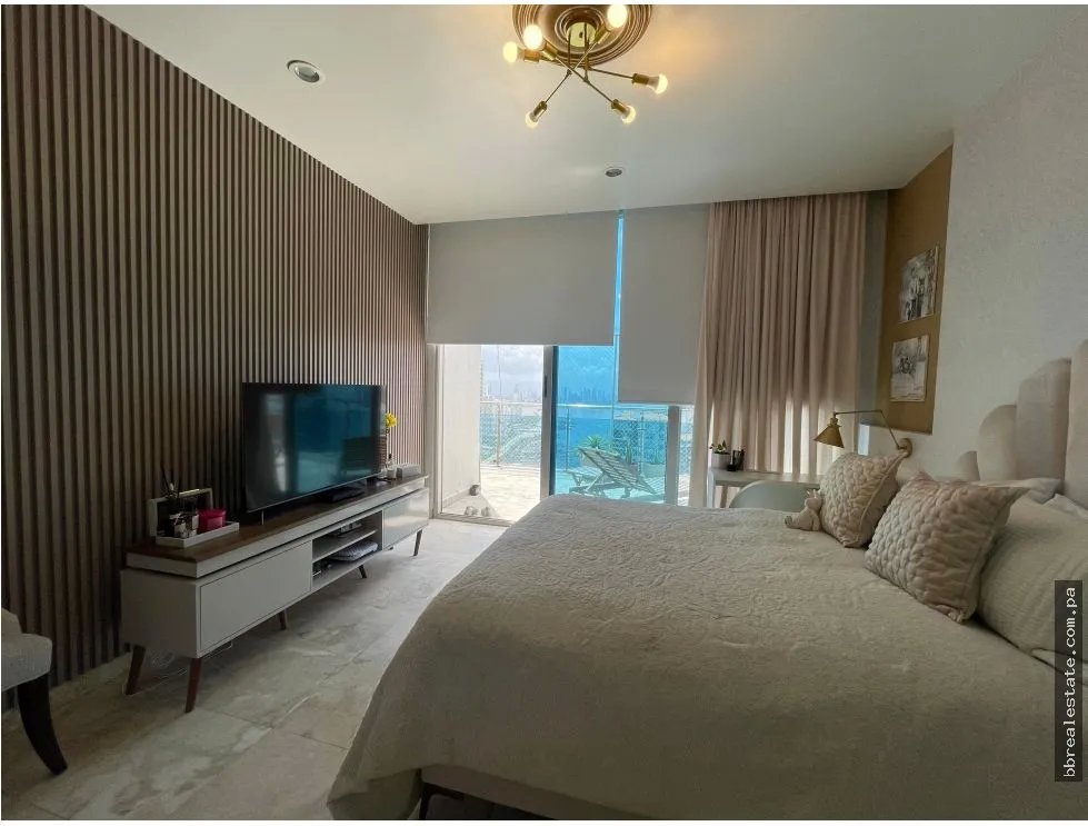 Apartment for sale in Punta Pacifica