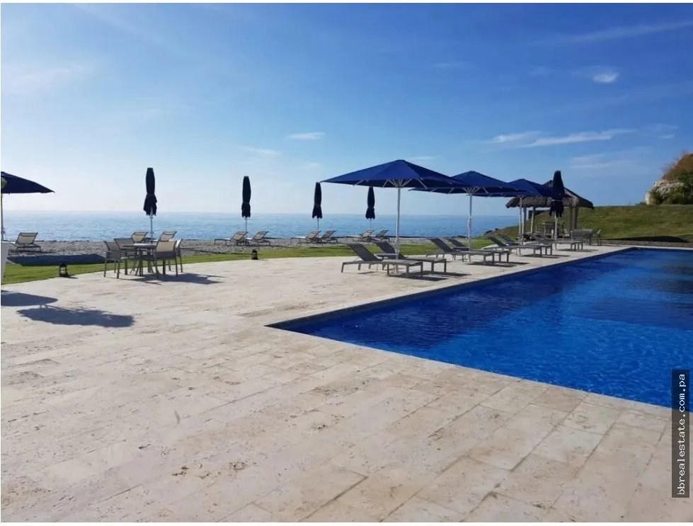 Venta de apartamento en P.H. Perlamar, San Carlos Casamar