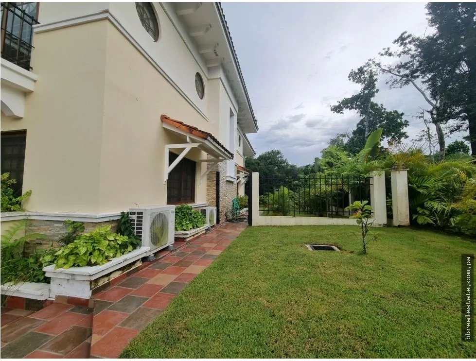 Venta casa en Clayton, Los Senderos de Camino de Cruces