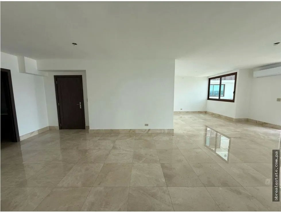 Apartment for rent in Santa Maria