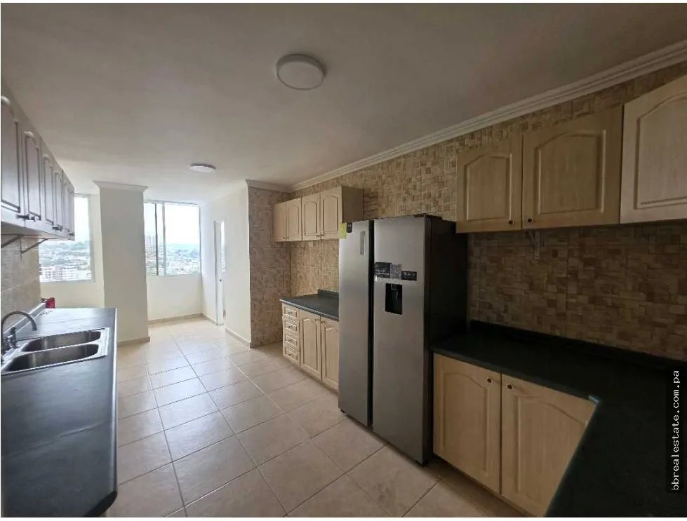Apartment for rent in Via Espana