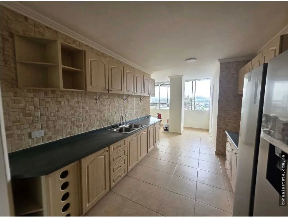 Apartment for rent in Via Espana