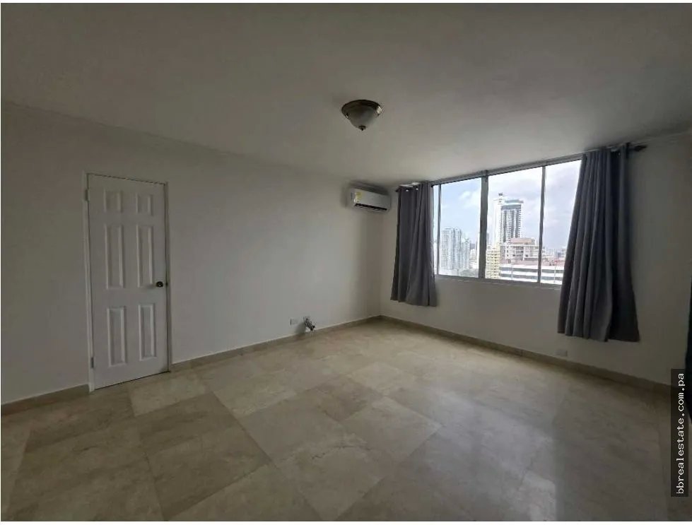 Apartment for rent in Via Espana
