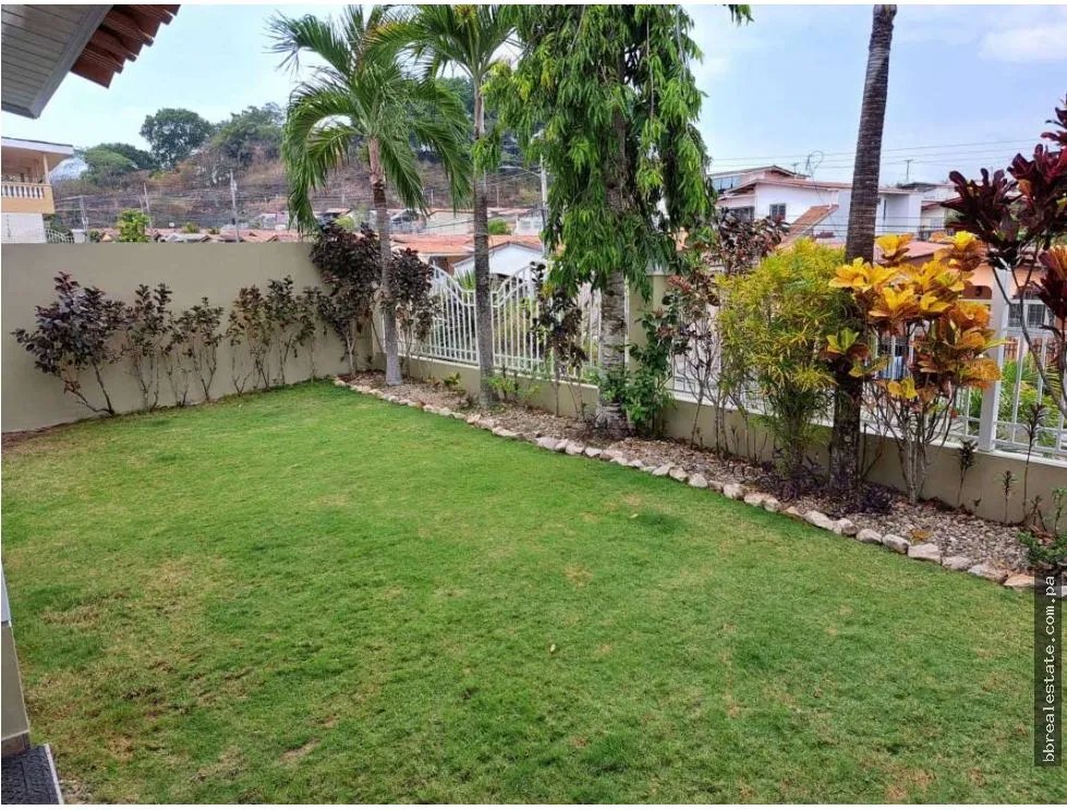Venta de casa en Brisas del Golf, Ph Brisas Village