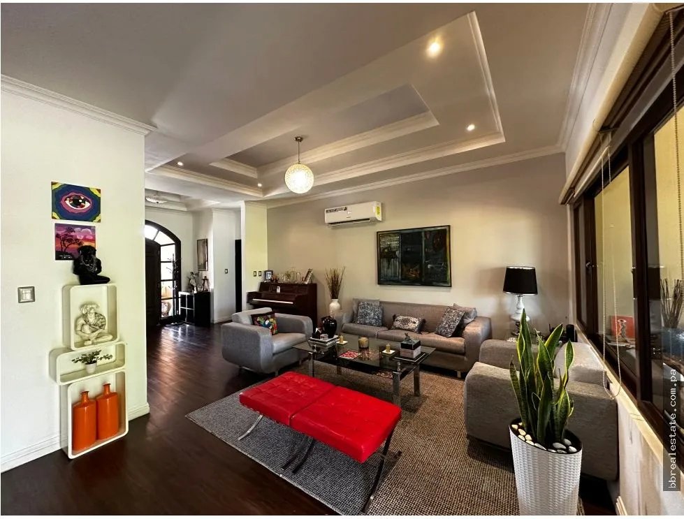 Single Family House for sale in Costa Sur