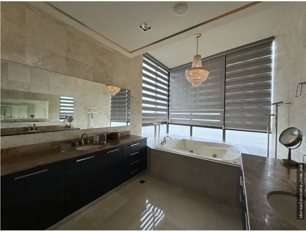 Venta de Penthouse en Costa del Este, PH Panamá Bay Tower