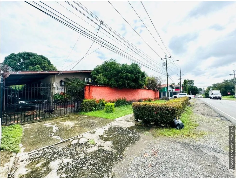 Single Family House for sale in David