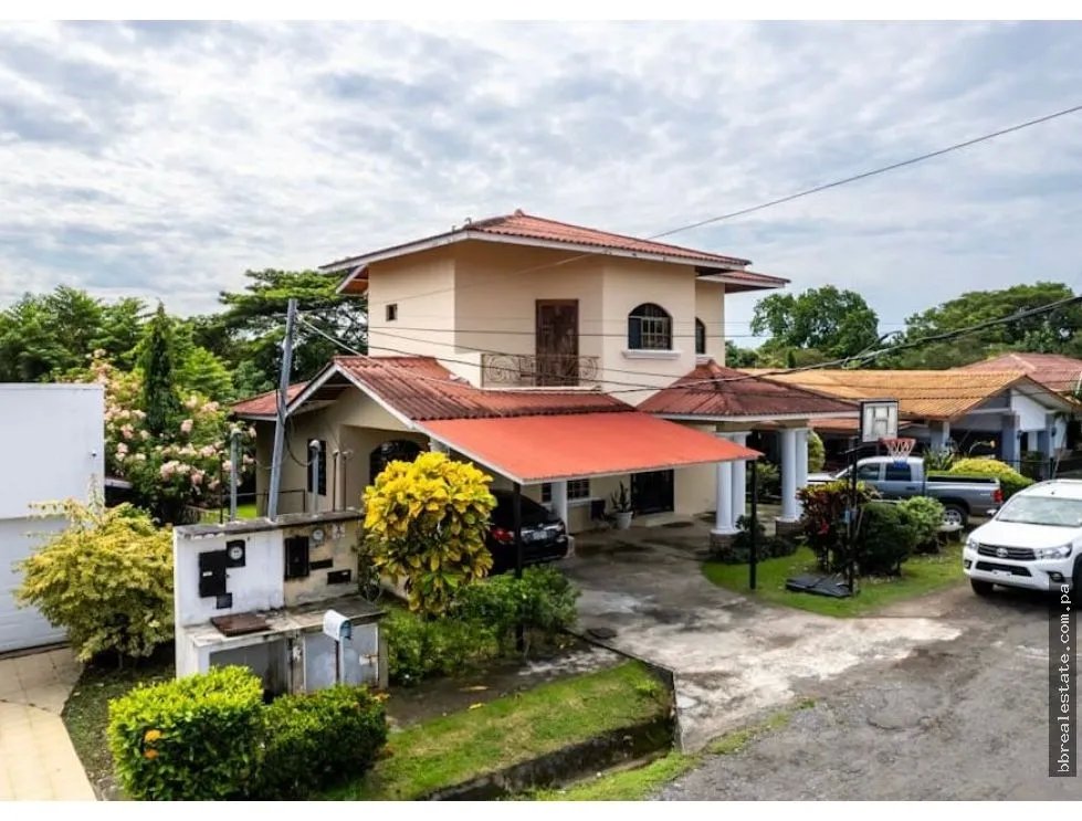 Single Family House for sale in David