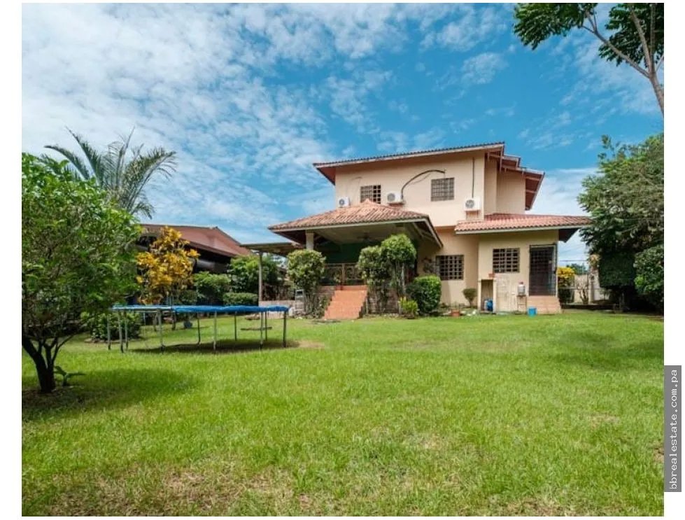 Single Family House for sale in David