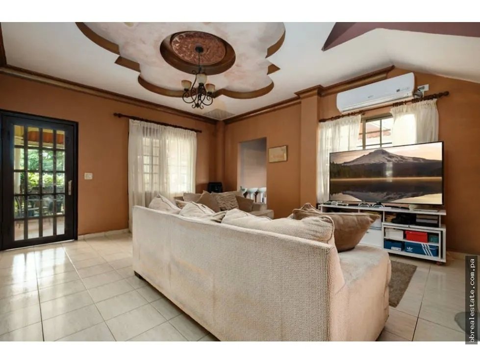 Single Family House for sale in David