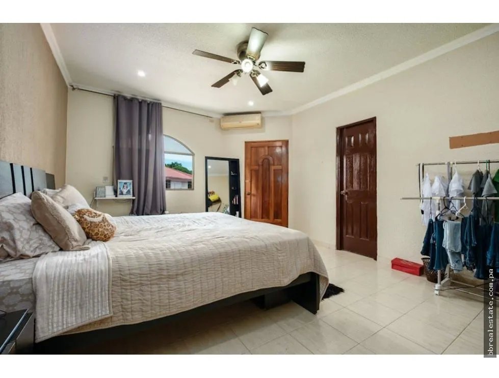 Single Family House for sale in David