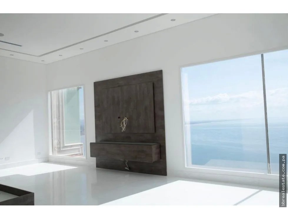 Penthouse for sale in Punta Pacifica