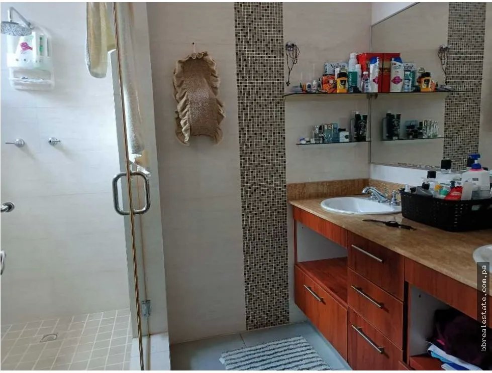 Venta de Casa en PH Brisas Point, Brisas del Golf