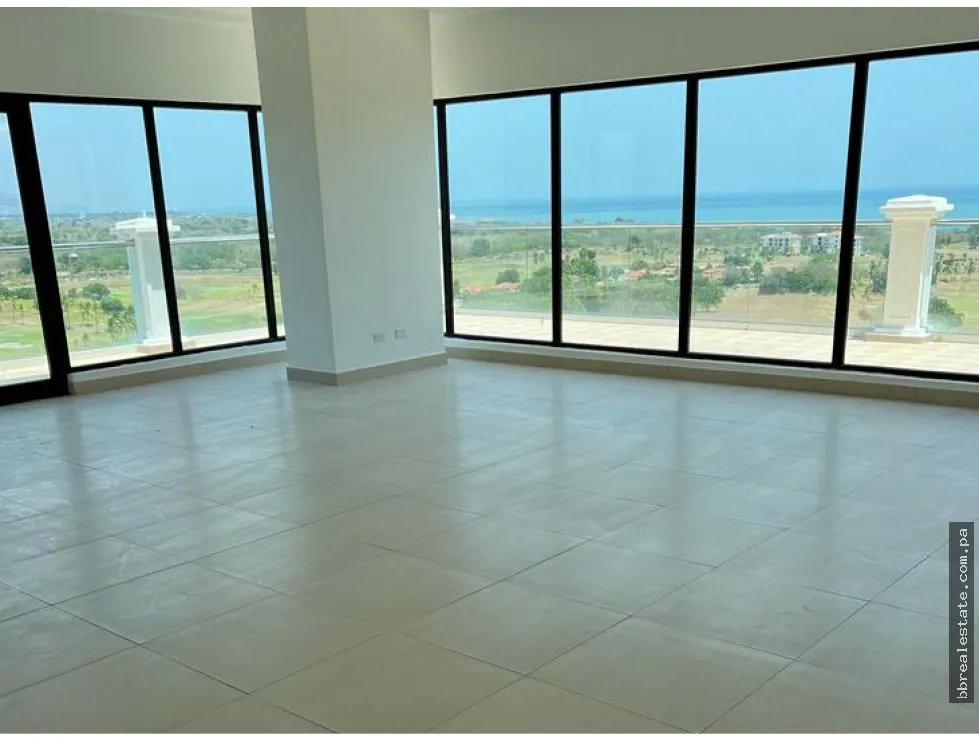 Apartment for sale in Coronado