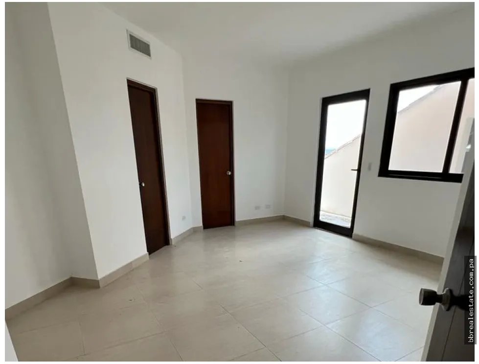 Apartment for sale in Coronado